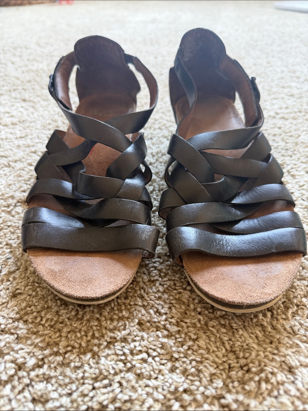 Dansko Women's Brown Leather Strappy Sandals size 8